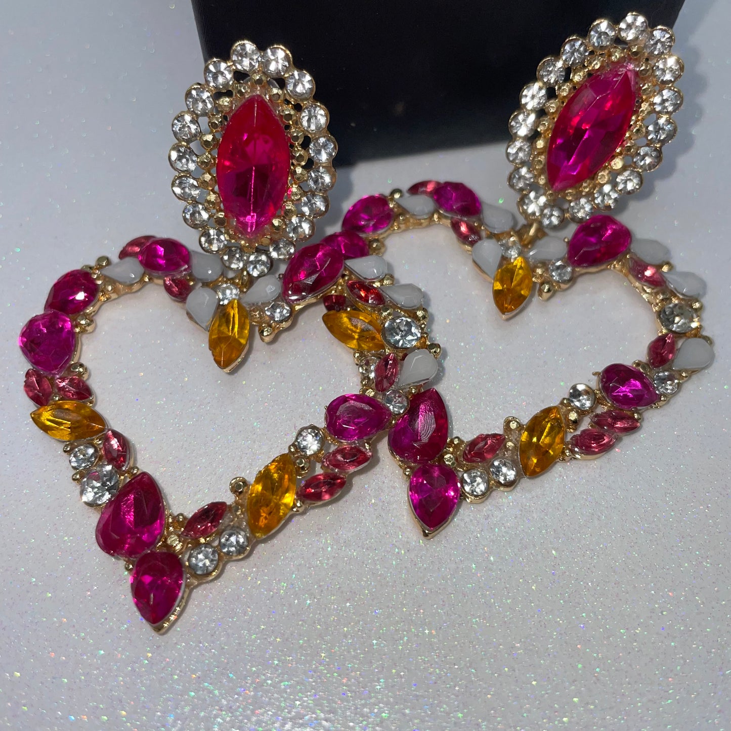 "VICTORIA" HEART EARRINGS