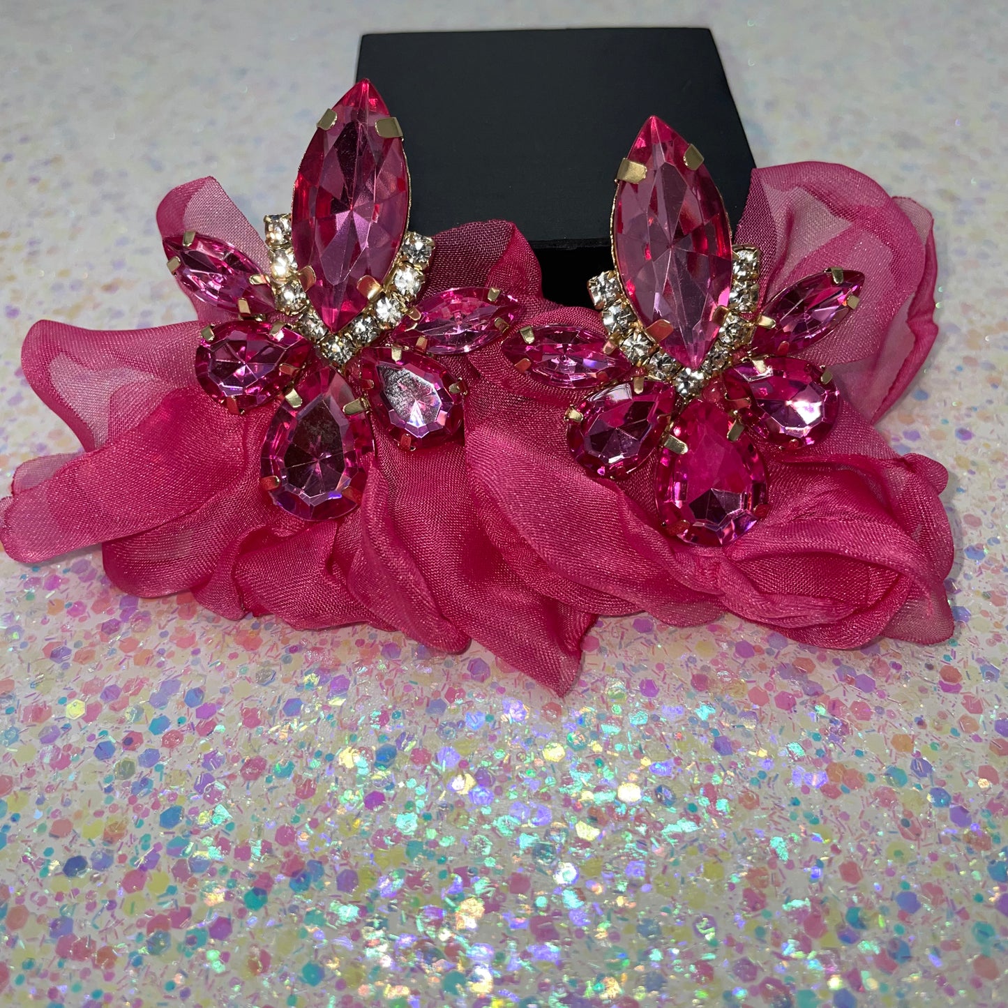 "FLOWER BOMB" HOT PINK EARRINGS